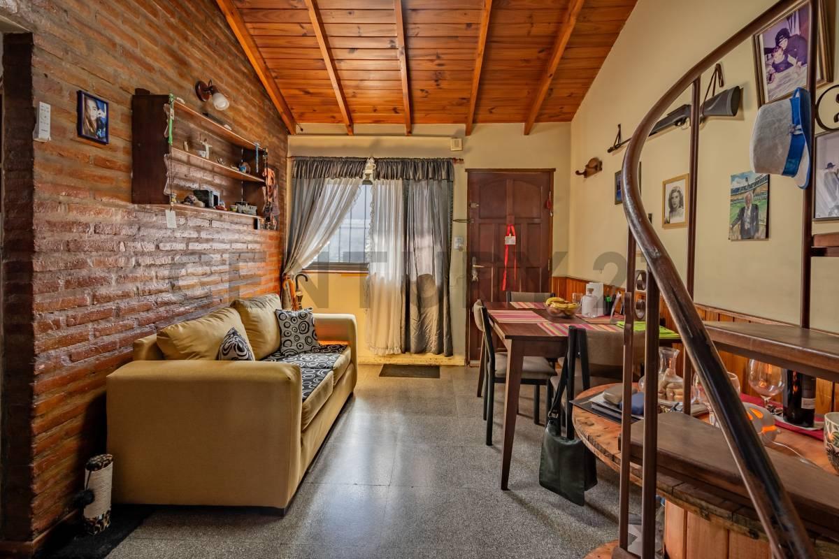 Foto de PH TIPO CASA 3 AMBIENTES + ESCRITORIO | ENTRADA INDEPENDIENTE Y TERRAZA, imagen 2