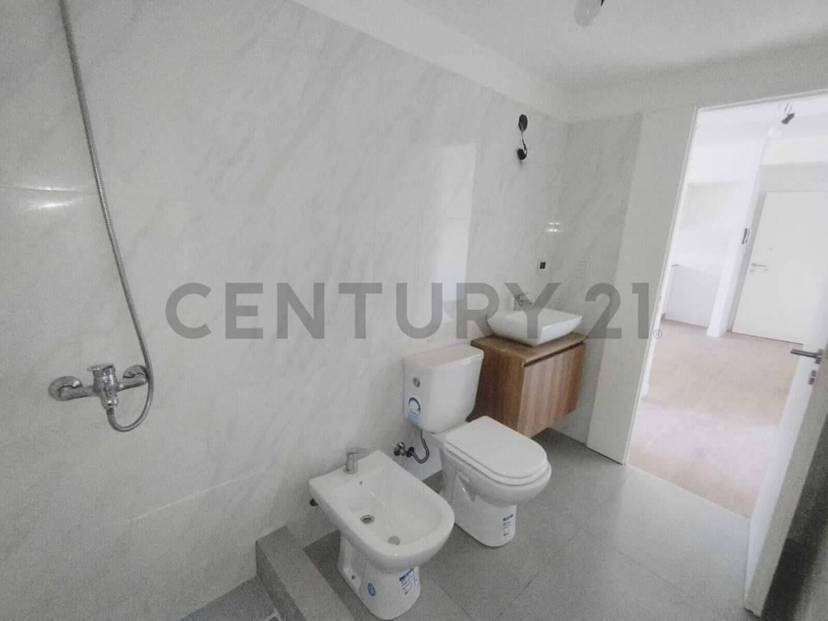 Foto de VENTA DEPARTAMENTO 2 AMB VILLA URQUIZA A ESTRENAR - COCHERA, imagen 2