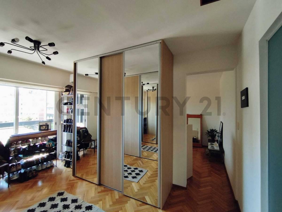 Foto de VENTA DEPARTAMENTO 3 AMB RECICLADO CON COCHERA - RETIRO, imagen 2