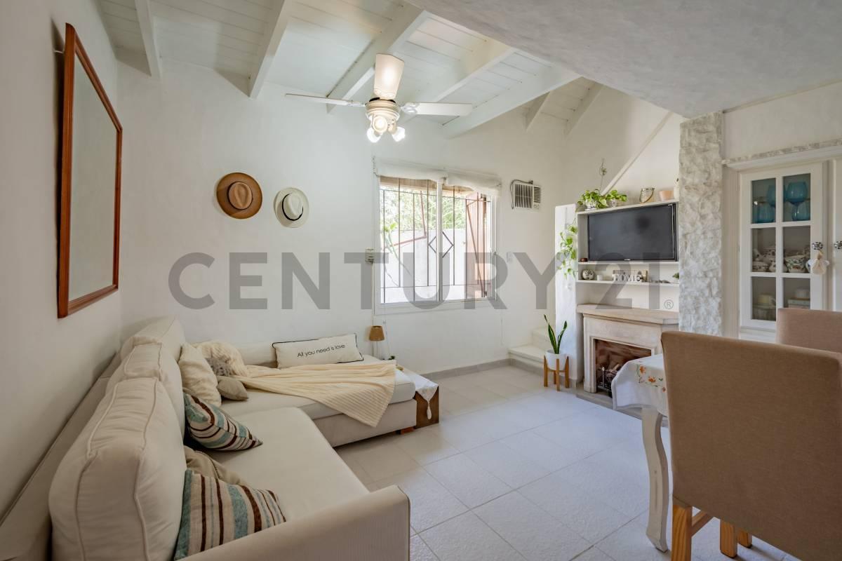 Foto de VENTA PH 2 AMBIENTES CON PATIO — VILLA SARMIENTO, MORÓN, imagen 1