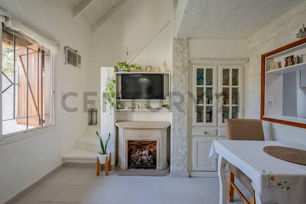 Foto de VENTA PH 2 AMBIENTES CON PATIO — VILLA SARMIENTO, MORÓN, imagen 3