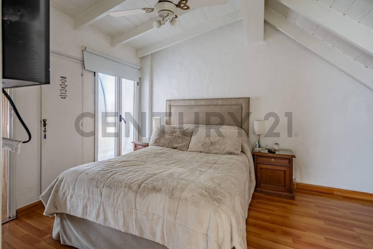 Foto de VENTA PH 2 AMBIENTES CON PATIO — VILLA SARMIENTO, MORÓN, imagen 4