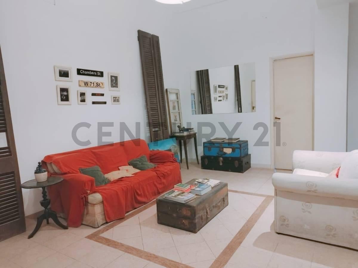 Foto de Venta Departamento tipo PH de 3 amb - en PB con patio en Retiro - Apto, imagen 2