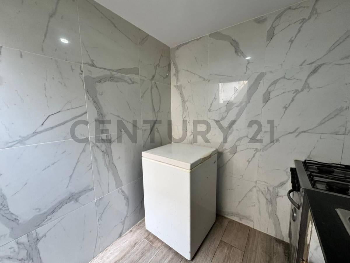 Foto de VENTA PH 3 AMBIENTES CON DEPENDENCIA EN BALVANERA, imagen 5