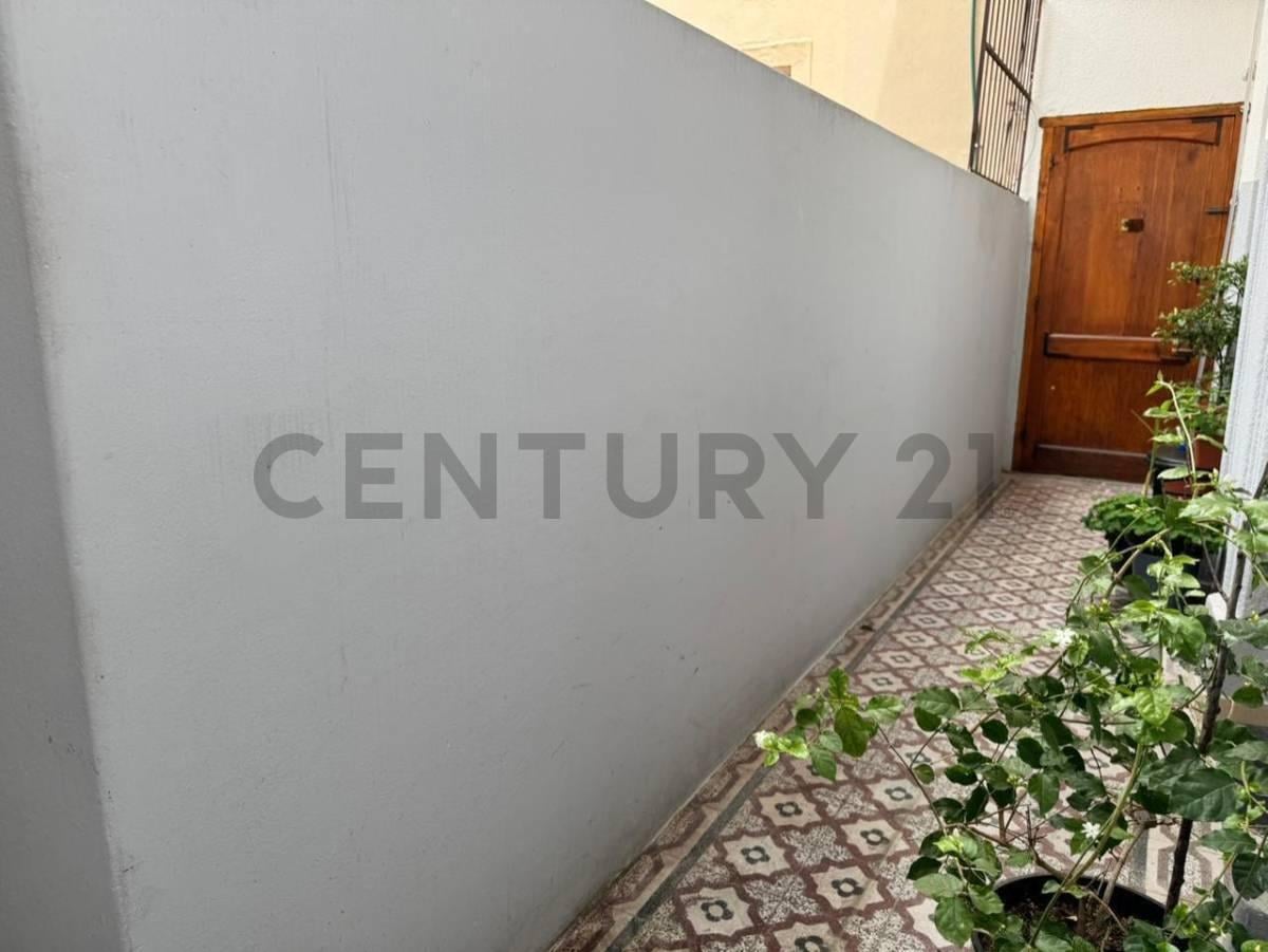 Foto de VENTA PH 3 AMBIENTES CON DEPENDENCIA EN BALVANERA, imagen 3