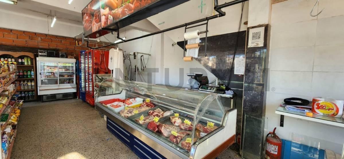 Foto de Local + 9 Departamentos en Lanús. VENTA EN BLOQUE, imagen 2