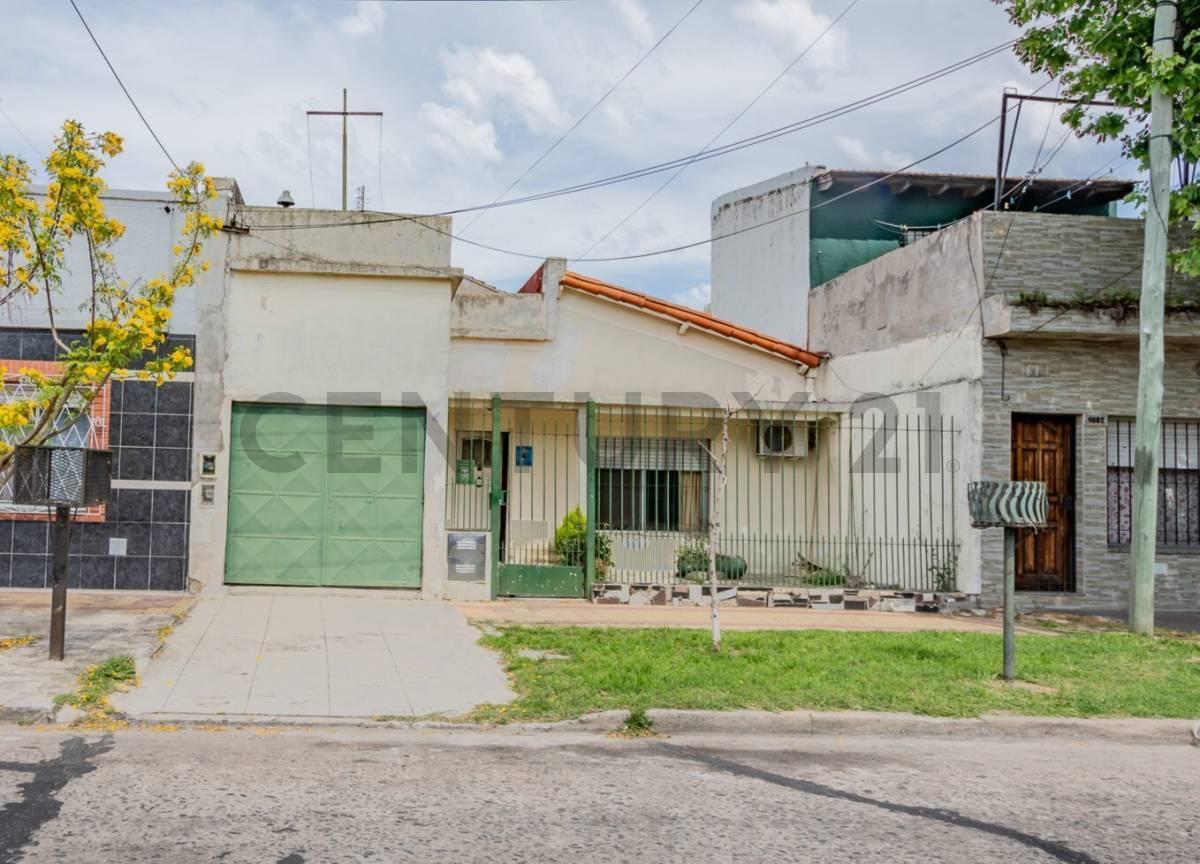 Foto de VENTA CASA EN WILDE CON PATIO, COCHERA Y TERRAZA - 2 AMBIENTES APTA, imagen 5