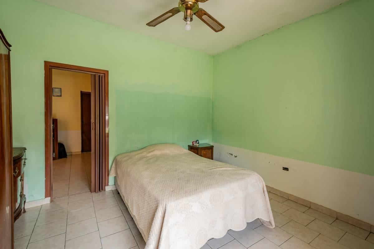 Foto de VENTA CASA EN WILDE CON PATIO, COCHERA Y TERRAZA - 2 AMBIENTES APTA, imagen 3