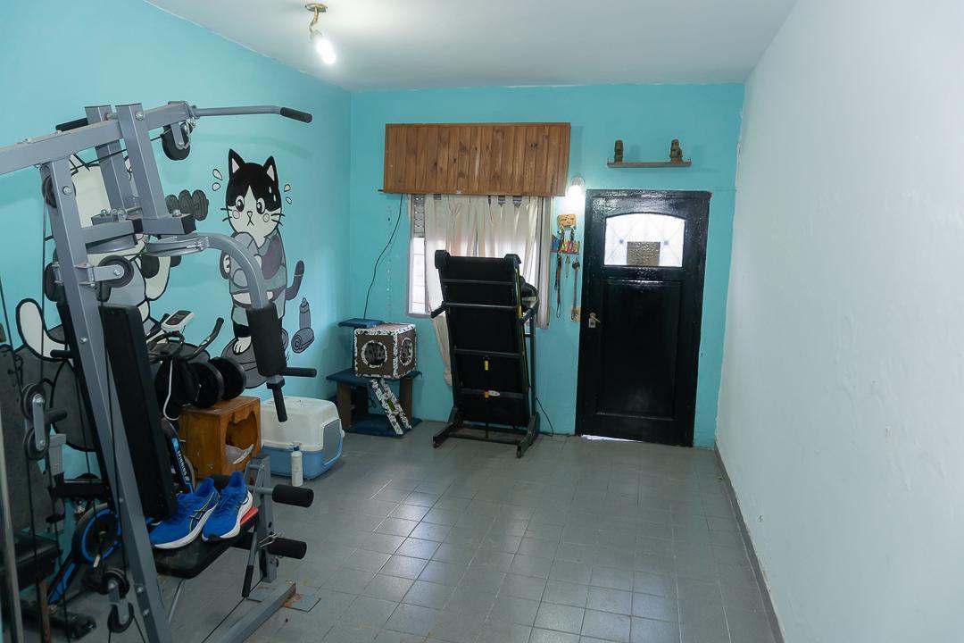 Foto de CASA EN VENTA – PÍO BAROJA 266, VILLA CENTENARIO | TERRENO DE 298 M², imagen 3