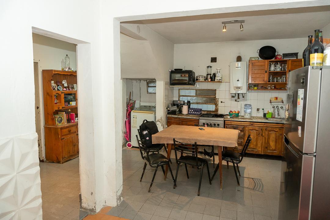 Foto de CASA EN VENTA – PÍO BAROJA 266, VILLA CENTENARIO | TERRENO DE 298 M², imagen 4