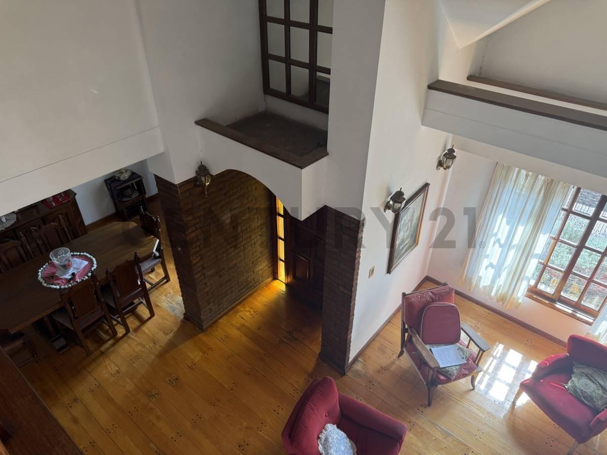 Foto de VENTA CASA 6 AMBIENTES EN SAN MIGUEL – LOTE 720 m² – toma permuta, imagen 5