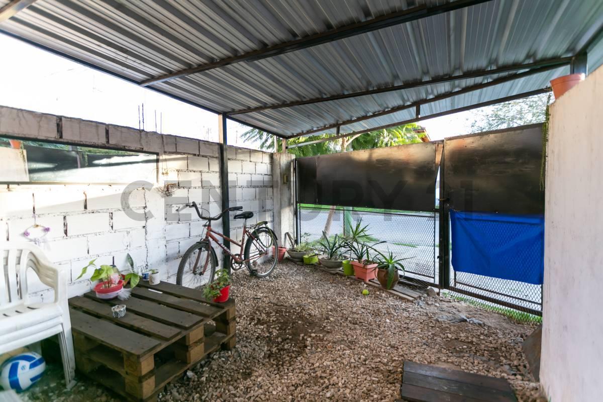 Foto de VENTA DUPLEX 3 AMBIENTES EN WILLIAM MORRIS HURLINGHAM GARAGE, imagen 2