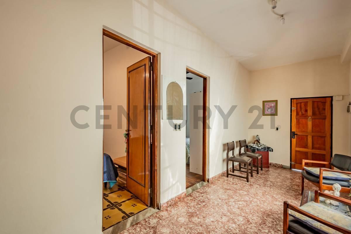 Foto de VENTA PH 3 AMBIENTES TERRAZA, PARRILLA Y SIN EXPENSAS - SAN MARTÍN, imagen 3