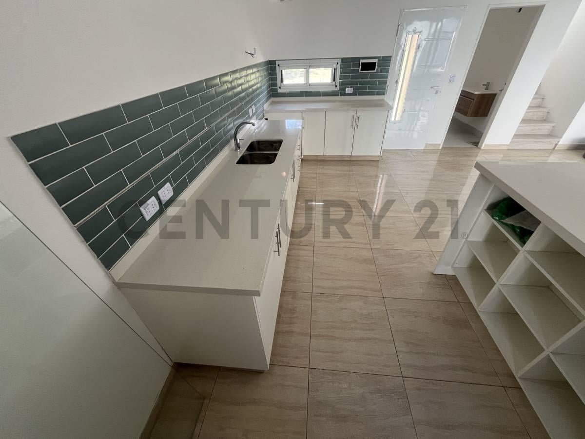 Foto de VENTA -CASS DUPLEX - SAN MIGUEL A ESTRENAR - ANTICIPO + FINANCIACIÓN, imagen 3