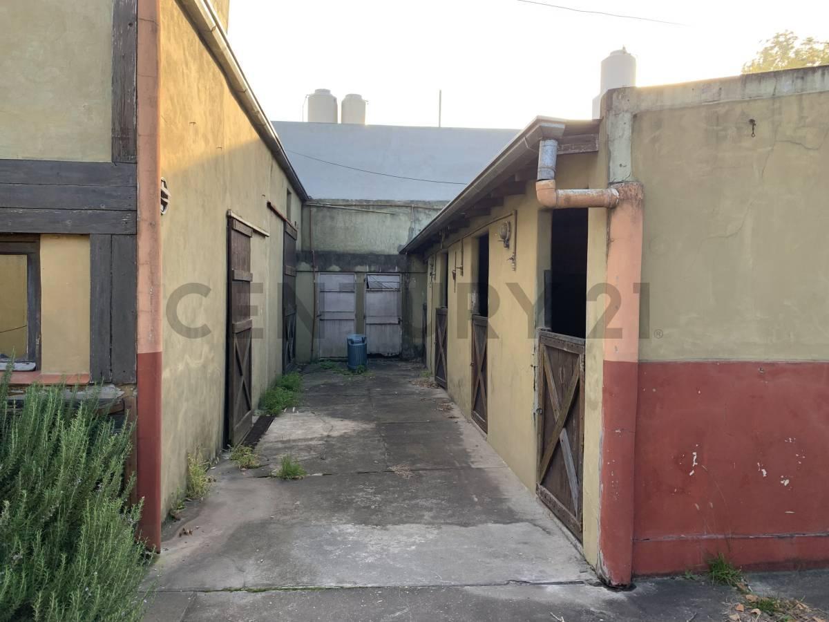 Foto de OPORTUNIDAD - DESARROLLO - HURLINGHAM A MTRS DEL BUEN AYRE, imagen 1