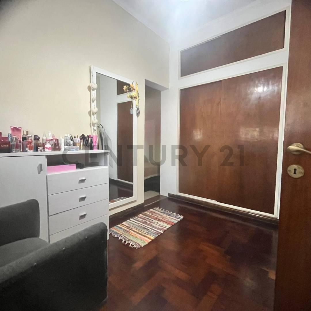 Foto de CASA 4 AMBIENTES EN VENTA EN JOSÉ C. PAZ | LOTE 800 m² | PILETA |, imagen 5