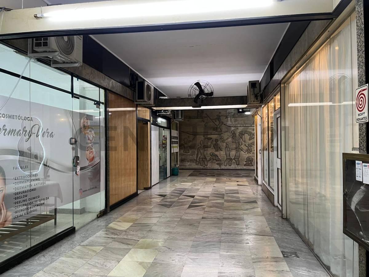 Foto de VENTA LOCAL MICROCENTRO ACEPTA PERMUTA, imagen 3