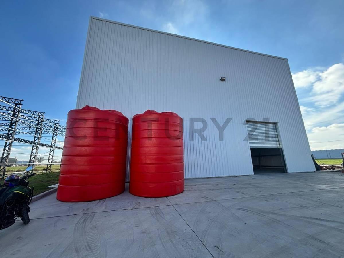 Foto de VENTA - NAVE INDUSTRIAL - PIR MORENO - EXCELENTE ACCESO 1175mt², imagen 1