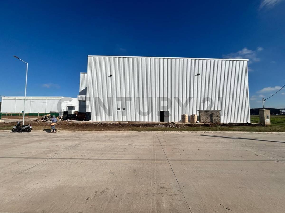 Foto de ALQUILER - NAVE INDUSTRIAL - PIR MORENO - EXCELENTE ACCESO 1175mt², imagen 3
