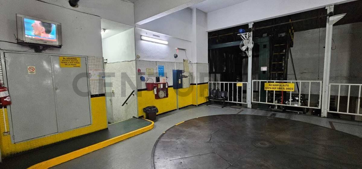 Foto de VENTA DE COCHERA EN PLENO MICROCENTRO PORTEÑO - RIVADAVIA AL 500, imagen 3