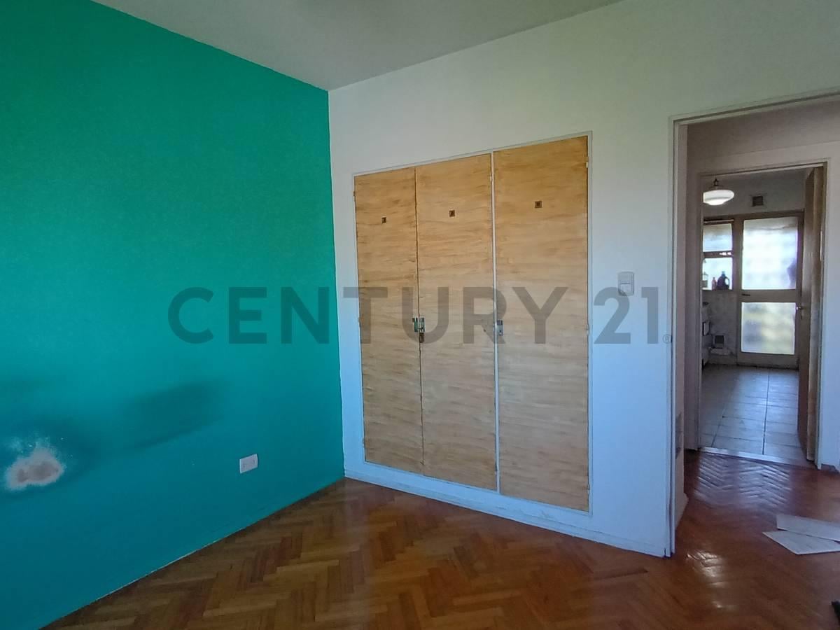 Foto de Venta Departamento Tres Ambientes Plaza Constitucion, imagen 5
