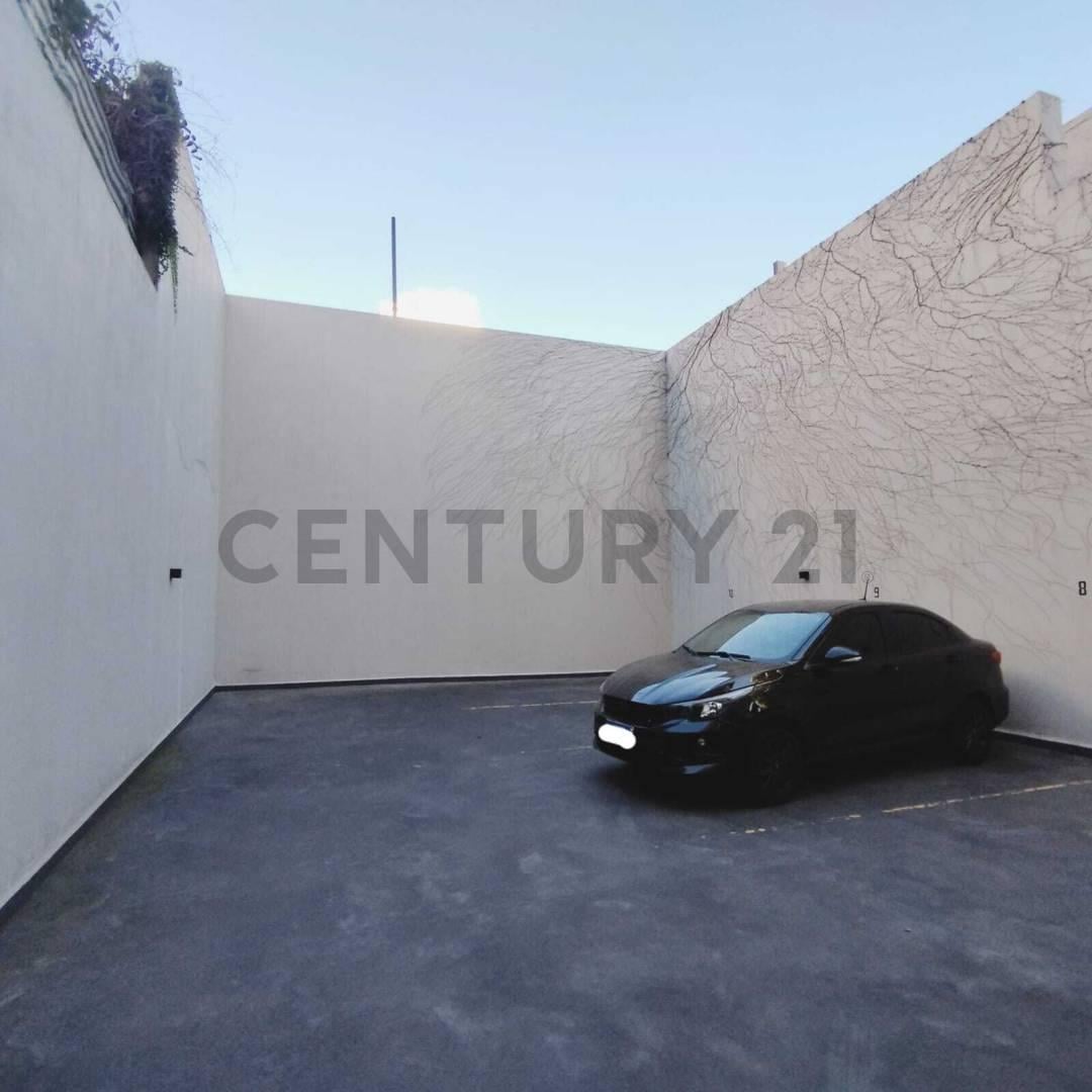 Foto de Venta Cochera Fija en Palermo Hollywood - Ideal Camionetas, imagen 1