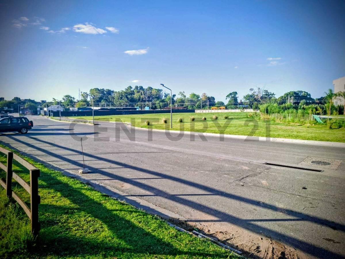 Foto de Lote 881 m² en Greenville Polo & Resort – Hudson, Berazategui, imagen 4