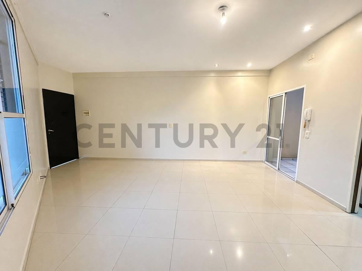Foto de VENTA PH MONOAMBIENTE VILLA DEVOTO SIN EXPENSAS CON PATIO, imagen 4