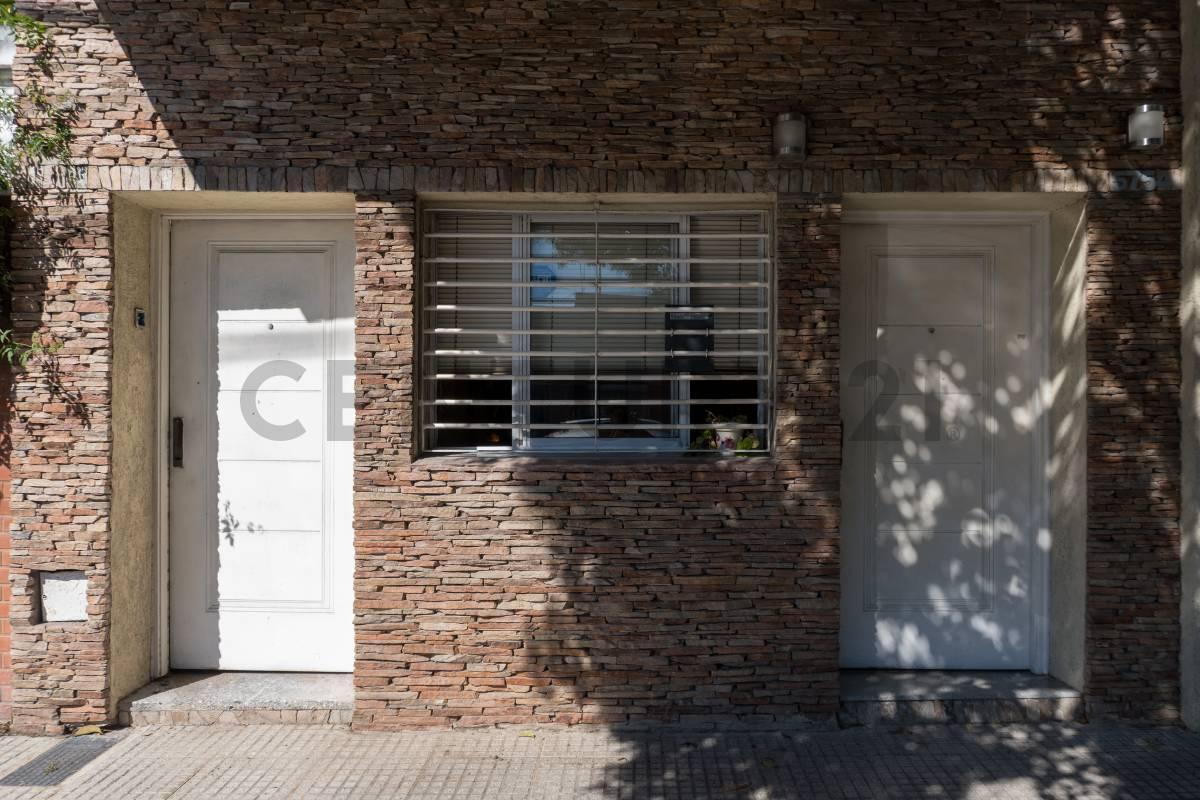 Foto de casa + departamento independiente en una misma propiedad, imagen 1