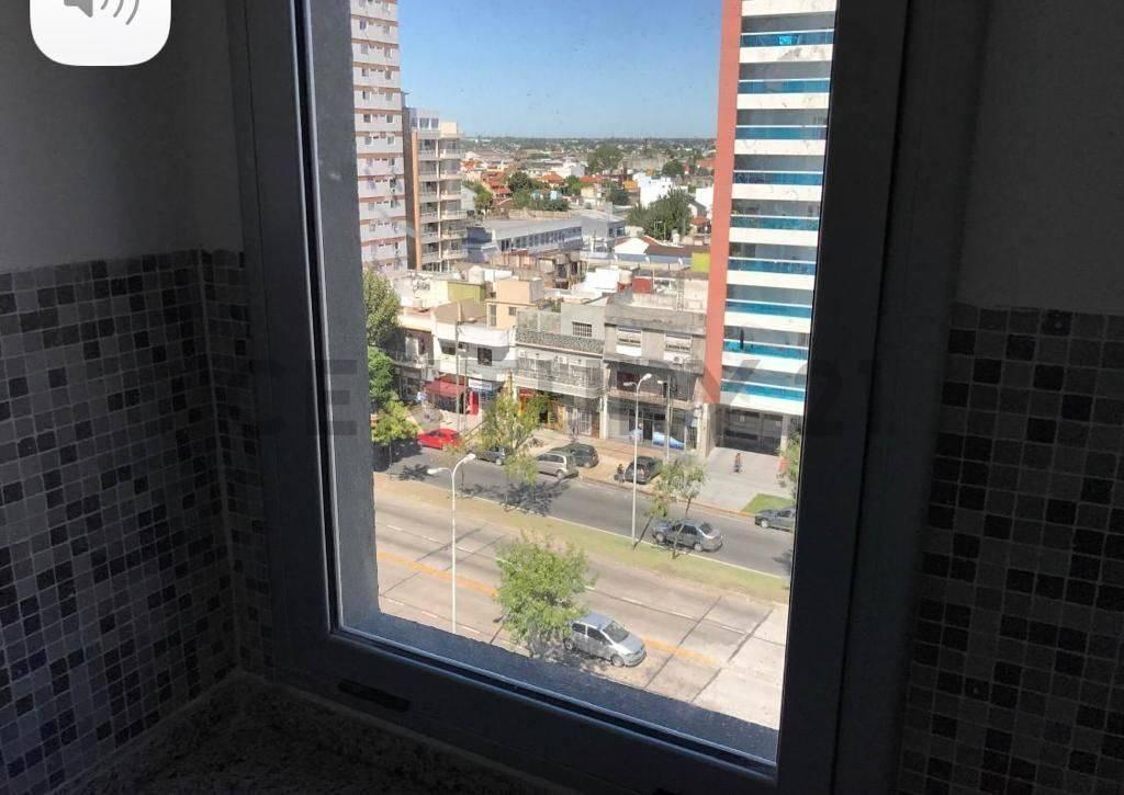 Foto de VENTA DEPARTAMENTO 3 AMBIENTES CON BALCÓN – 8° PISO AL FRENTE, imagen 5