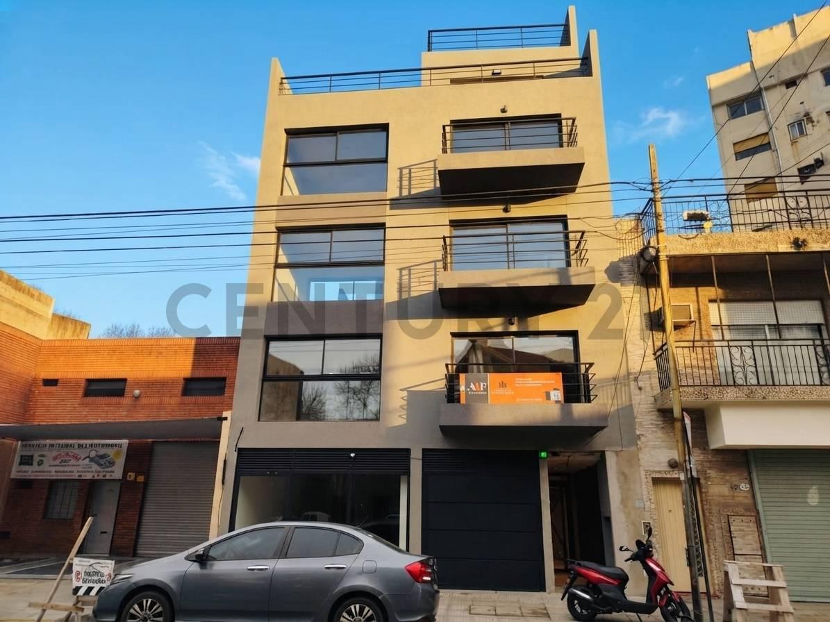 Foto de VENTA COCHERA CUBIERTA - VILLA URQUIZA, imagen 1