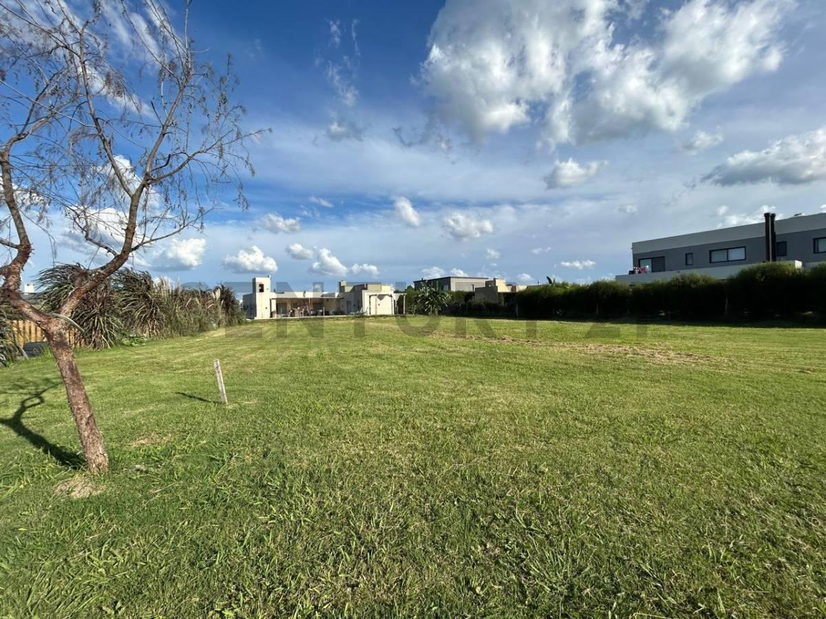 Foto de VENTA LOTE 990 MT BARRIO EL ENSUEÑO TOMA PERMUTA, imagen 1