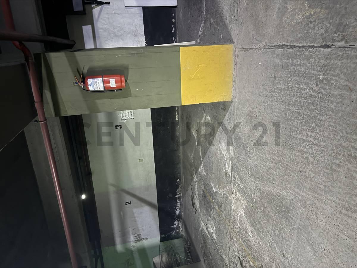Foto de VENTA DEPARTAMENTO 3 AMBIENTES CON BALCON-COCHERA CUBIERTA-APTO, imagen 3