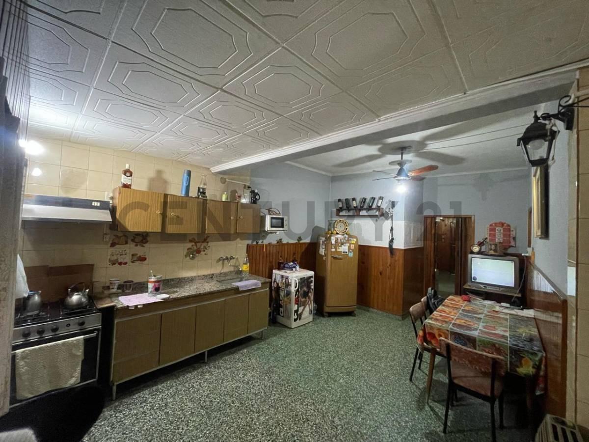 Foto de VENTA CASA 4 AMBIENTES JOSÉ C PAZ, imagen 4
