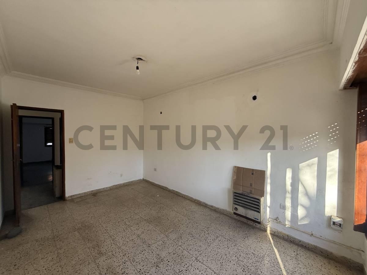 Foto de Casa en venta en Trenque Lauquen ~ Vignau 336, imagen 3