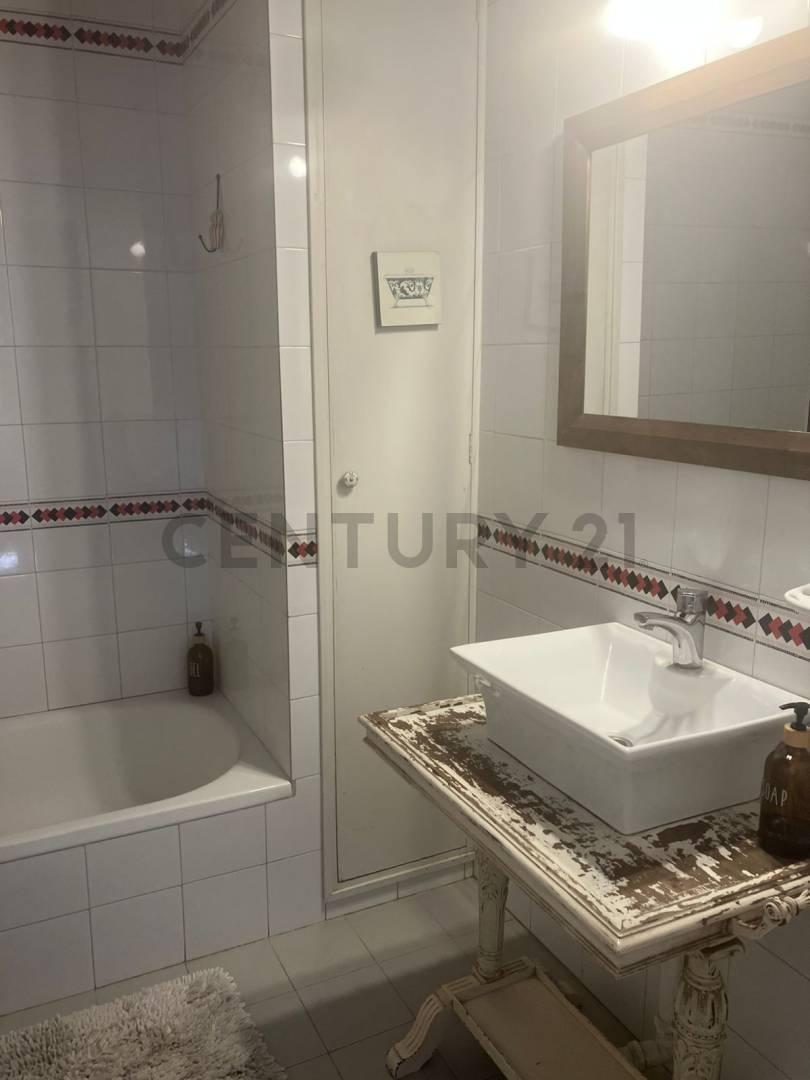 Foto de VENTA PH 6 ambientes Beccar-Reciclado, imagen 3