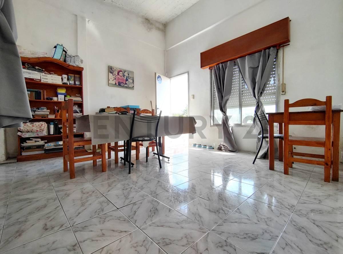 Foto de VENTA CASA TIPO DÚPLEX 5 AMBIENTES - LOMAS DE ZAMORA, imagen 4