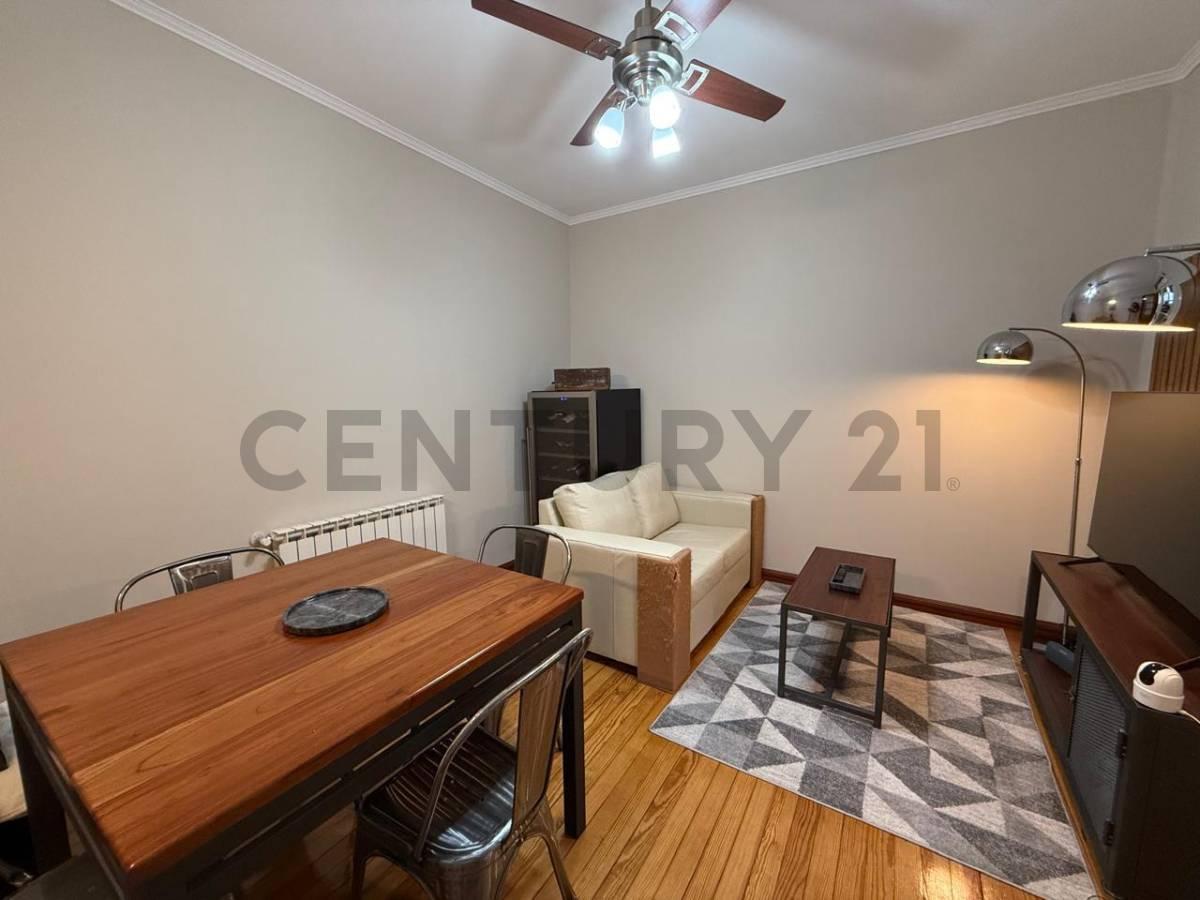 Foto de VENTA PH 2 AMBIENTES Y MEDIO RECICLADO TOTALMENTE A NUEVO EN SAN TELMO, imagen 3