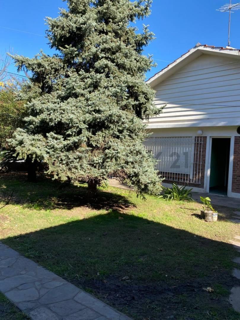 Foto de VENTA LOTE 930M2 CON CASA 4 AMBIENTES– IDEAL COMPLEJO, GALPÓN O, imagen 4