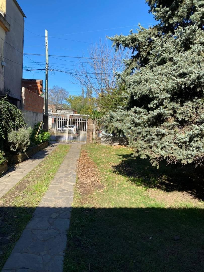 Foto de VENTA LOTE 930M2 CON CASA 4 AMBIENTES– IDEAL COMPLEJO, GALPÓN O, imagen 5