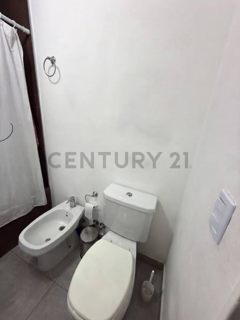 Foto de VENTA MONOAMBIENTE CON BALCÓN Y VISTA A LA LAGUNA – AQUA 5, LAGOON PILAR, imagen 2