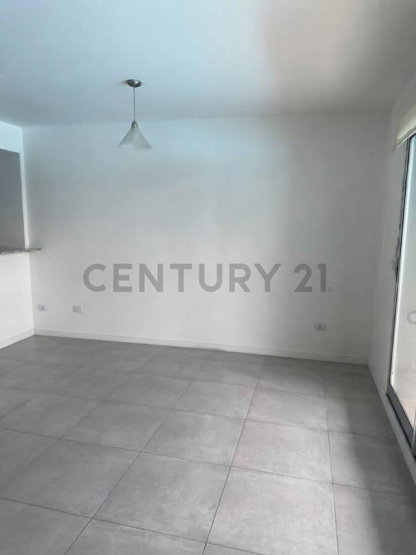 Foto de VENTA MONOAMBIENTE CON BALCÓN Y VISTA A LA LAGUNA – AQUA 5, LAGOON PILAR, imagen 3