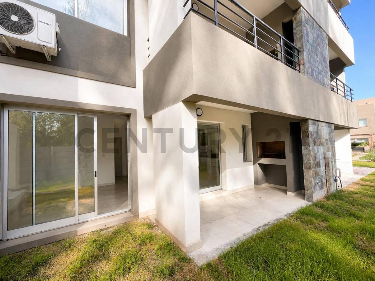 Foto de DEPARTAMENTO EN VENTA 3 AMBIENTES CON JARDIN PRIVADO EN PILAR LAGOON, imagen 5