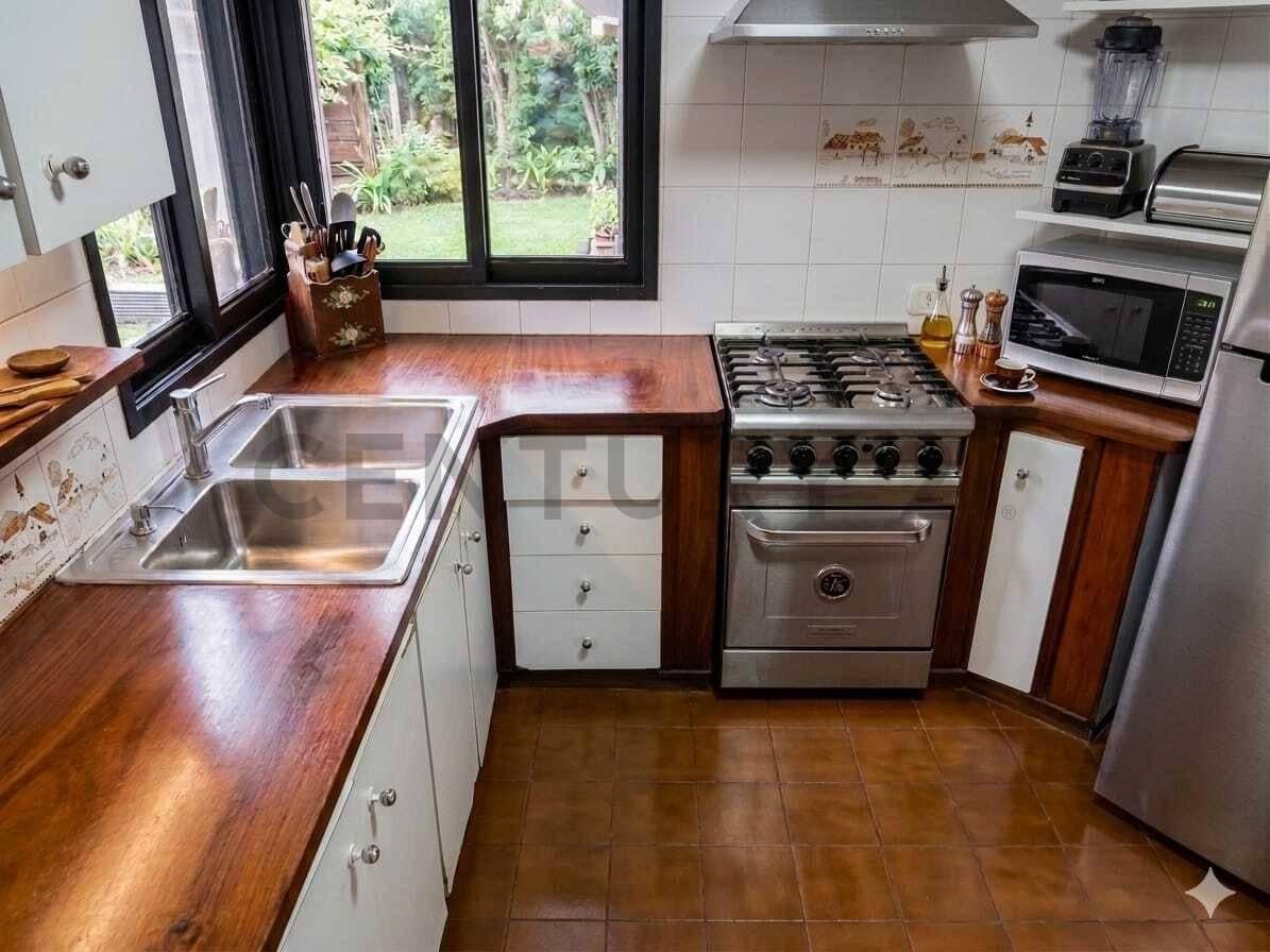 Foto de VENTA/PERMUTA CASA 4 AMB. HURLINGHAM, imagen 4