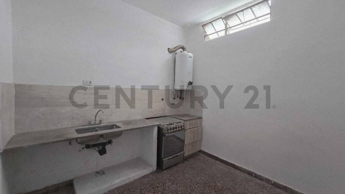 Foto de VENTA CASA 4 AMBIENTES EN LANÚS OESTE, REMEDIOS DE ESCALADA, CON, imagen 5