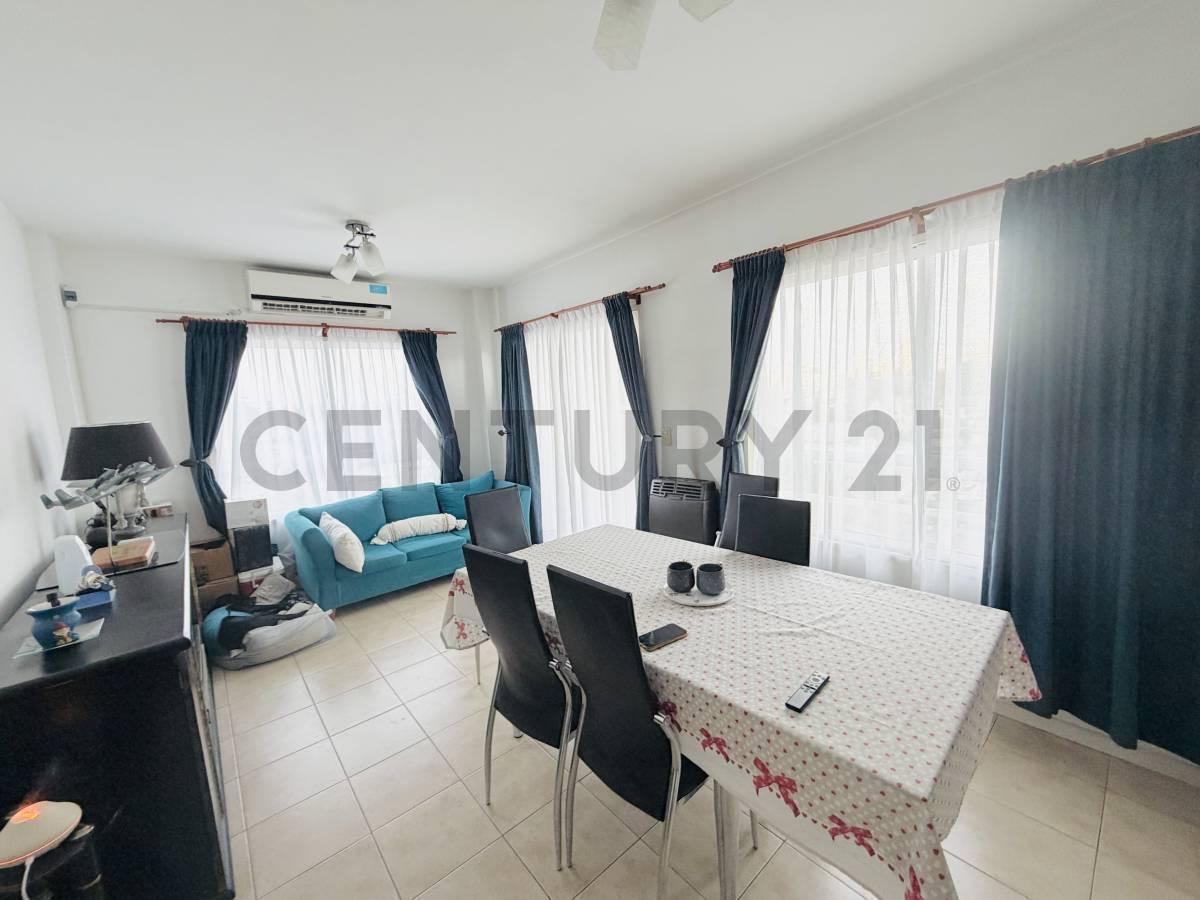 Foto de VENTA DEPARTAMENTO 4 AMBIENTES CON COCHERA-APTO CREDITO-SAN MIGUEL, imagen 2