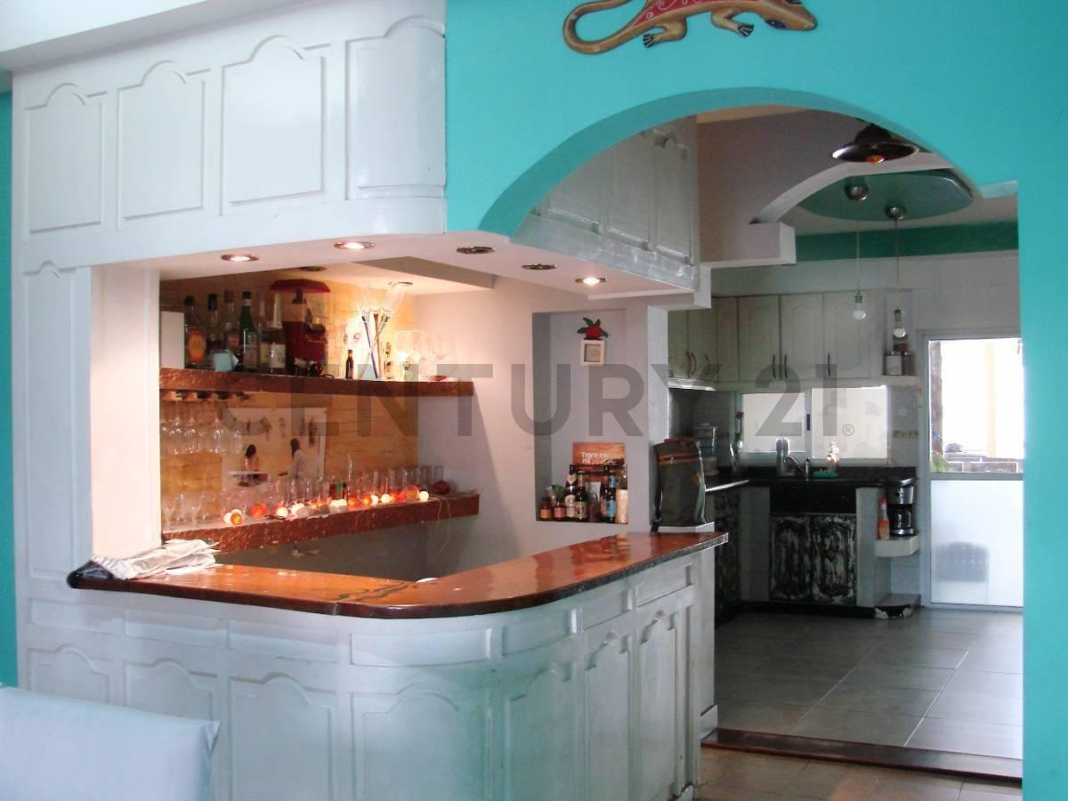 Foto de VENTA CASA 4 AMBIENTES CON PILETA - BILLINGHURST, SAN MARTÍN - ACEPTA, imagen 4