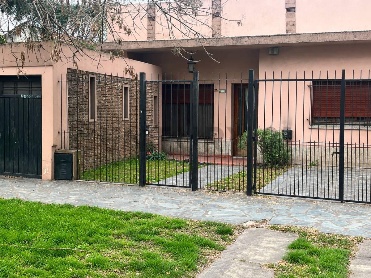 Foto de CASA 3 AMBIENTES EN VENTA EN SAN MIGUEL | PARQUE, PILETA Y GARAJE |, imagen 1