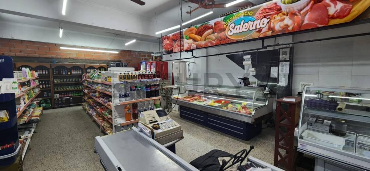 Foto de Local + 9 Departamentos en Lanús. VENTA EN BLOQUE, imagen 4