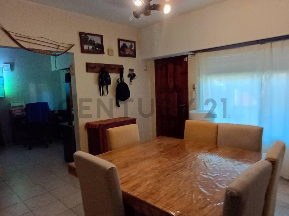 Foto de Venta Casa Ambientes 4 ambientes San Miguel, imagen 4